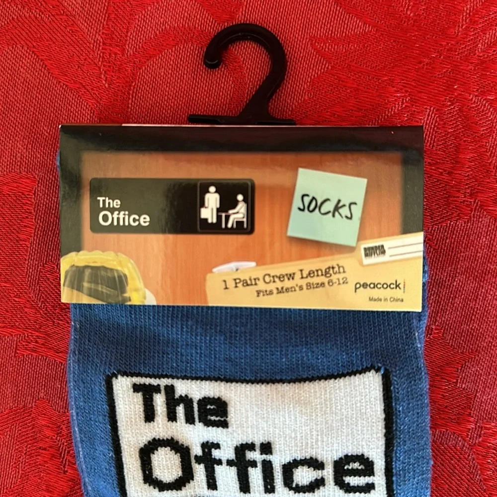🌵3/$15 The Office television series crew length men’s socks (see description)